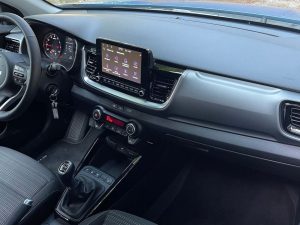 kia-stonic-1-0-74-kw-6mt-2021_16-galeria